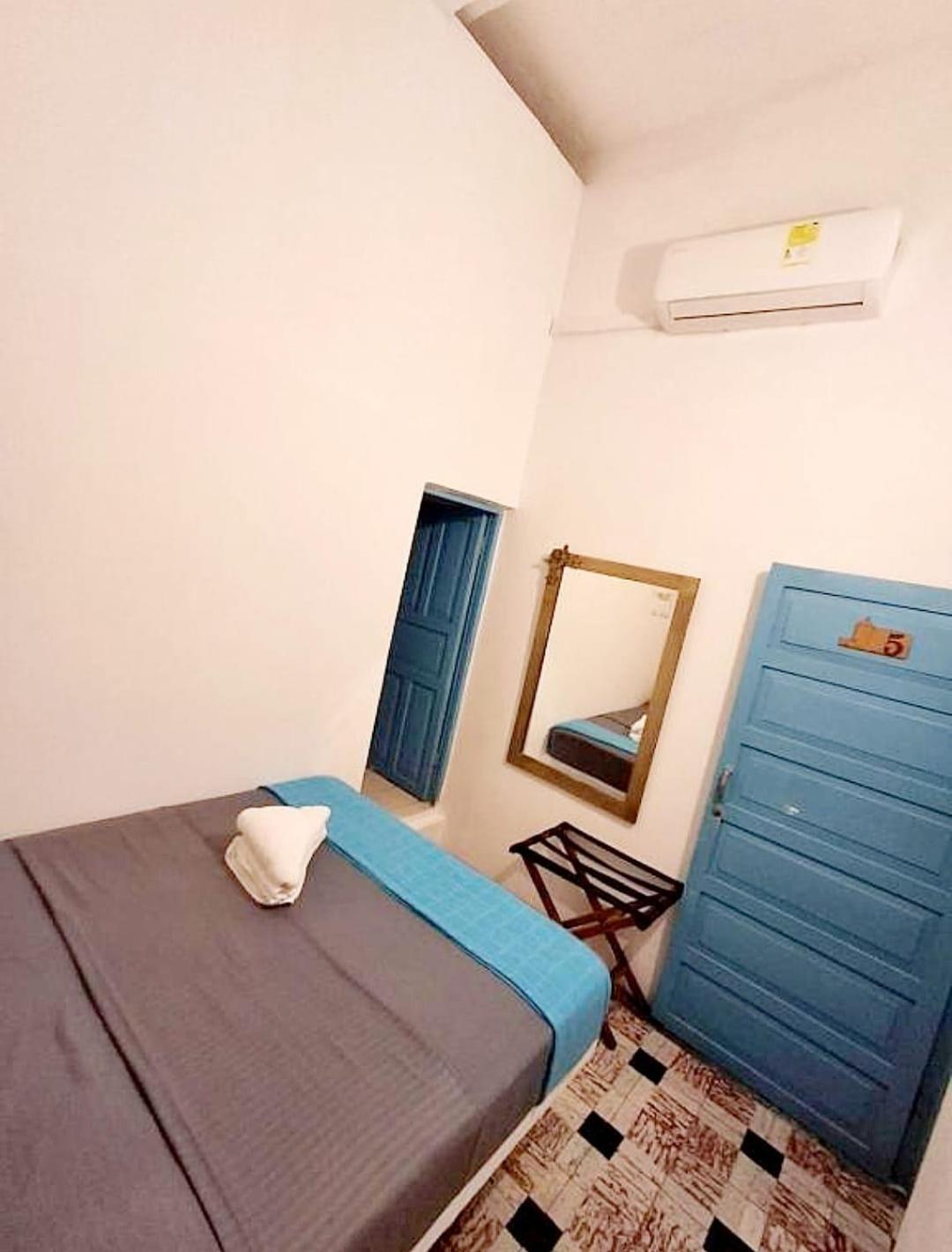 Hostal 1811 Cartagena Екстер'єр фото